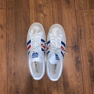Adidas Americana Sneakers